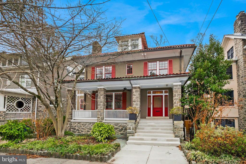 Primary Photo - 2950 Macomb St NW