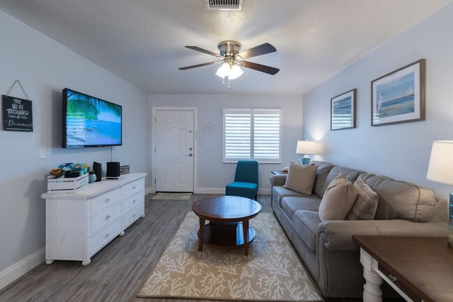 Foto del edificio - 120 Boskind Rd