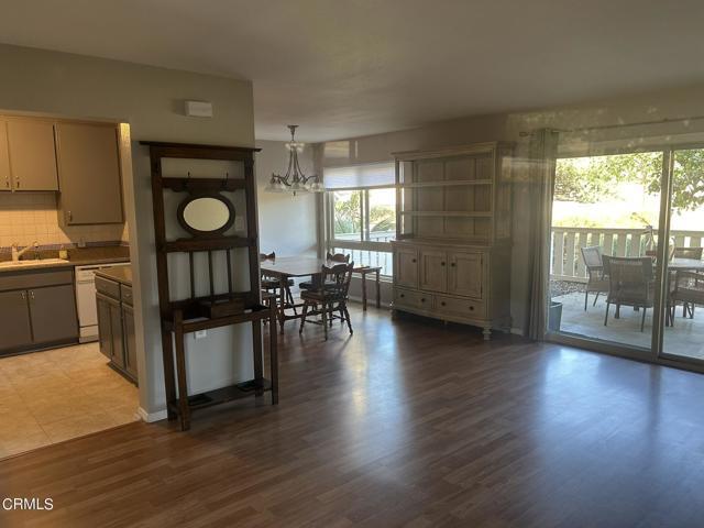 Building Photo - 788 Pinetree Cir