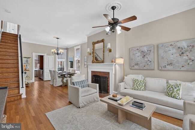Foto del edificio - 318 3rd St SE