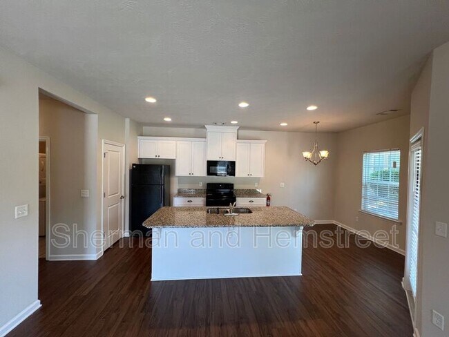 Building Photo - 1007 Joiner Cir