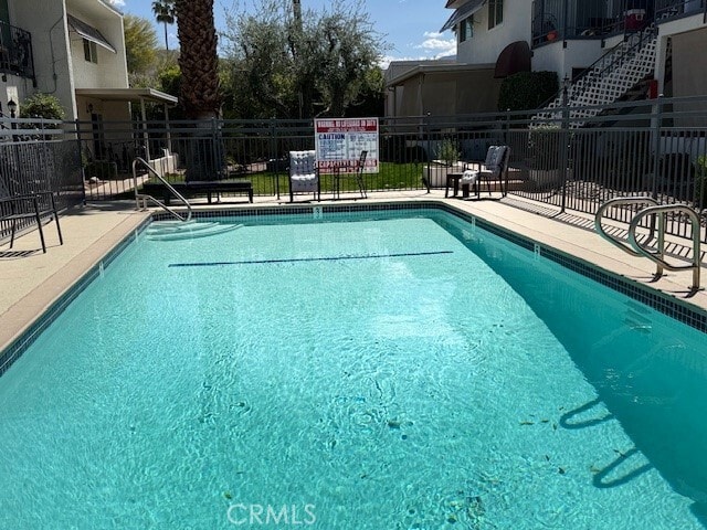 Foto del edificio - 45225 Sunset Ln