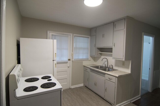 Foto del edificio - 924 E Pleasant Run Pkwy N Dr