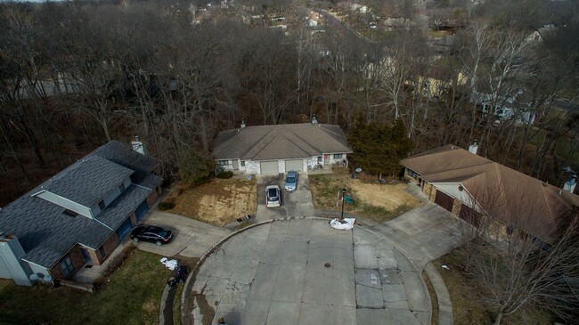 Building Photo - 1605-1607-1607 Handley Pl