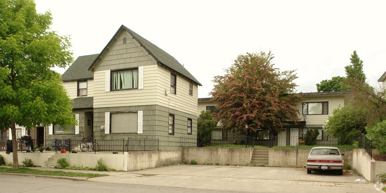 Primary Photo - 407-415 E Wallace