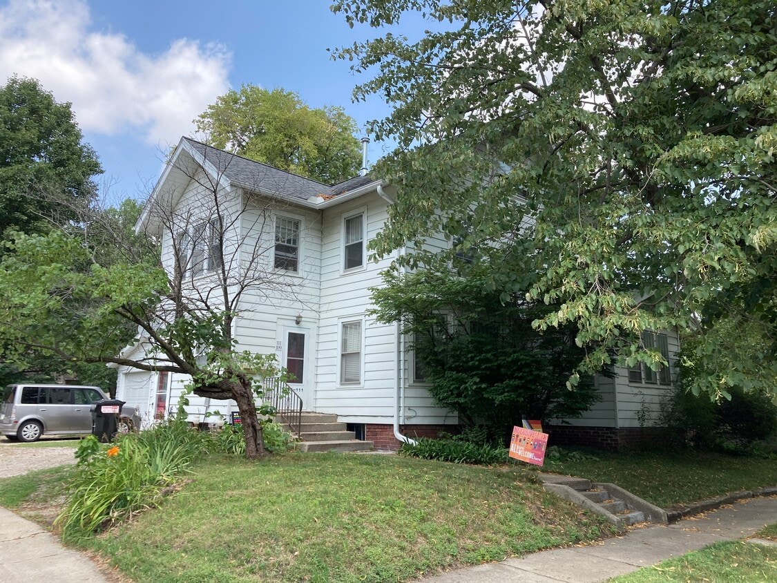 Primary Photo - 111 7th St