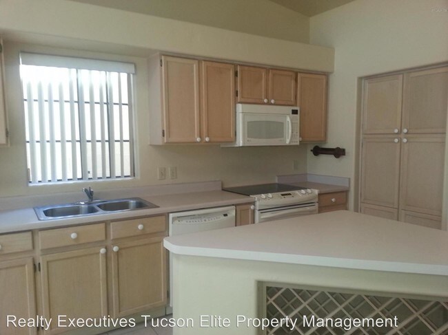 Building Photo - 4242 N Rillito Creek Pl