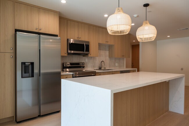 Foto del edificio - San Vicente Tower