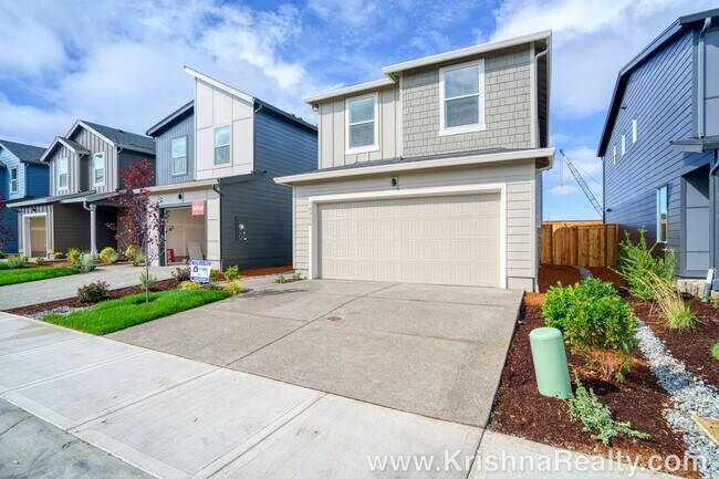 Foto del edificio - Beautiful NEW CONSTRUCTION 4 Bedroom 3 Bat...