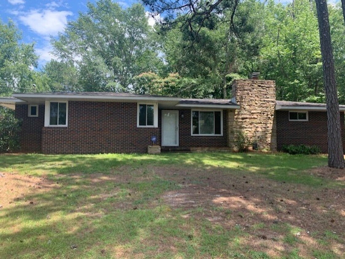Foto principal - Charming home in Auburn!