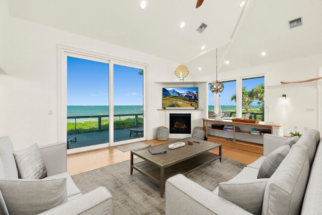Foto del edificio - 6917 N Ocean Shore Blvd