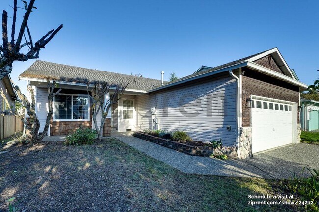 Building Photo - 6117 101st Pl NE