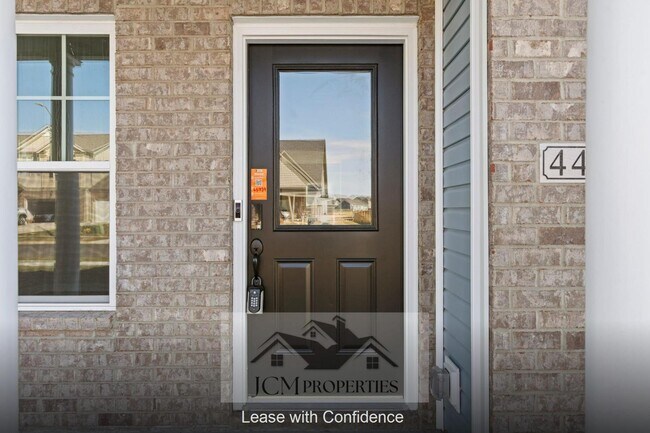 Building Photo - 445 Friendly Ave