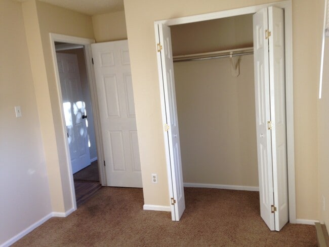 Building Photo - 5413 Akes Dr