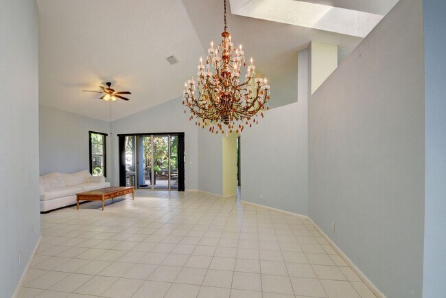 Foto del edificio - 9185 Baybury Ln