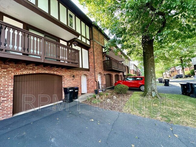 Building Photo - 415 Allenberry Dr