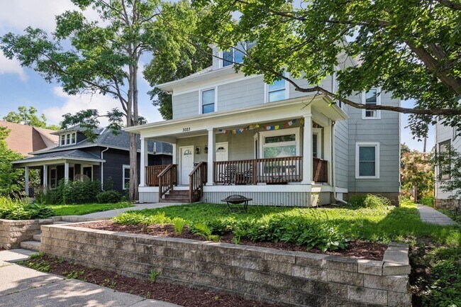 Foto del edificio - 3023 Dupont Ave S