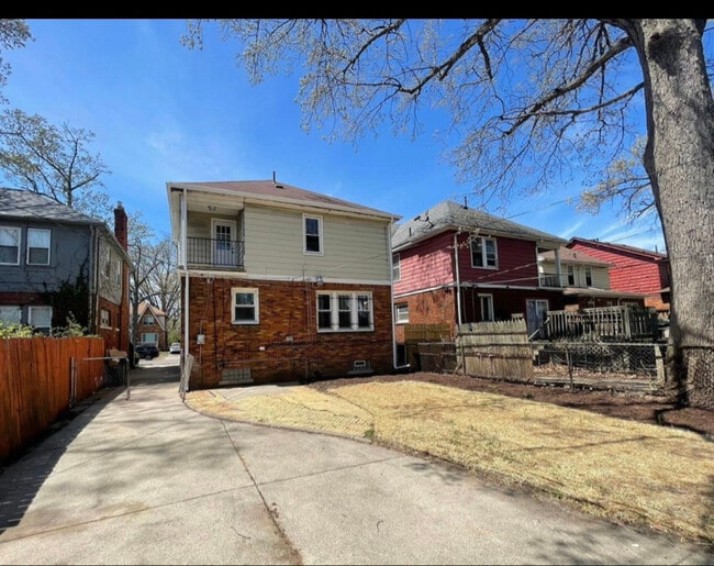 Building Photo - 16148 Northlawn St