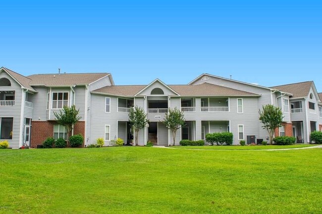 Foto del edificio - 4156 Breezewood Dr