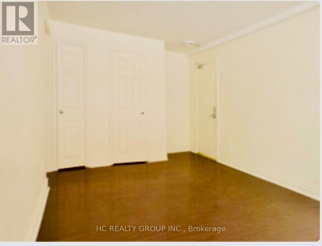 Photo du bâtiment - 46 Hay Ave