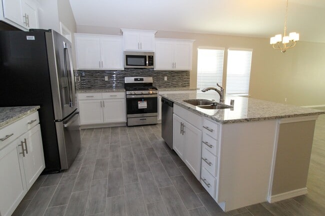 Building Photo - 1217 Golden Summer Pl