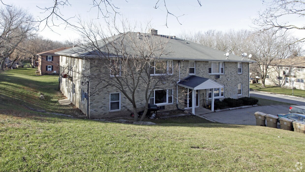 Building Photo - 101-103 Sunny Meade Ln
