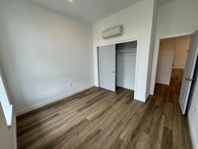 Foto del edificio - 322 Vine St