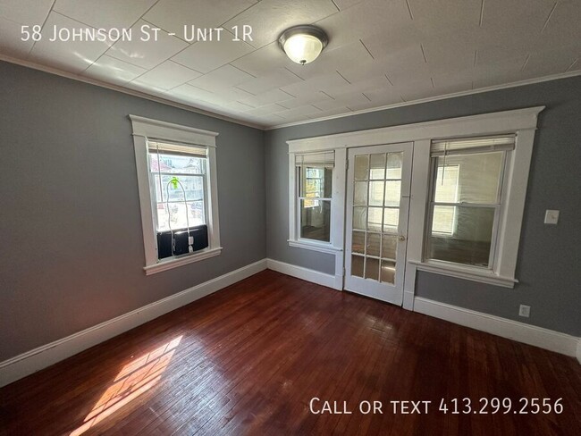 Building Photo - 58 Johnson St
