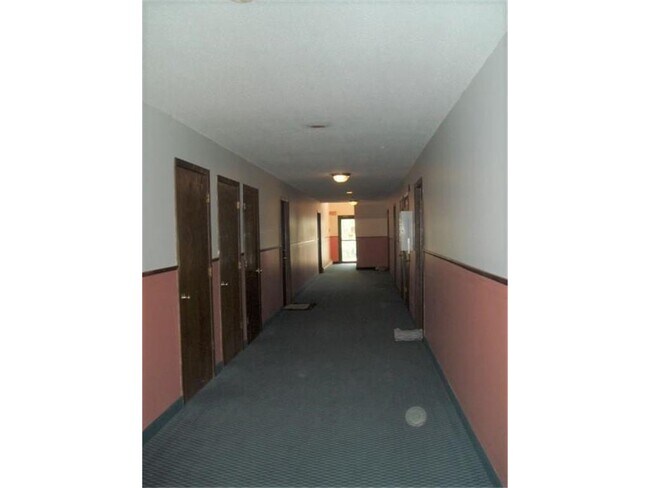 Foto del edificio - 226 N Jefferson St