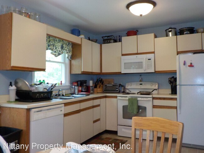 Foto del edificio - 4 br, 2 bath House - 212 Fernwood Court