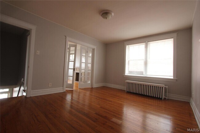 Foto del edificio - 5422 Rhodes Ave