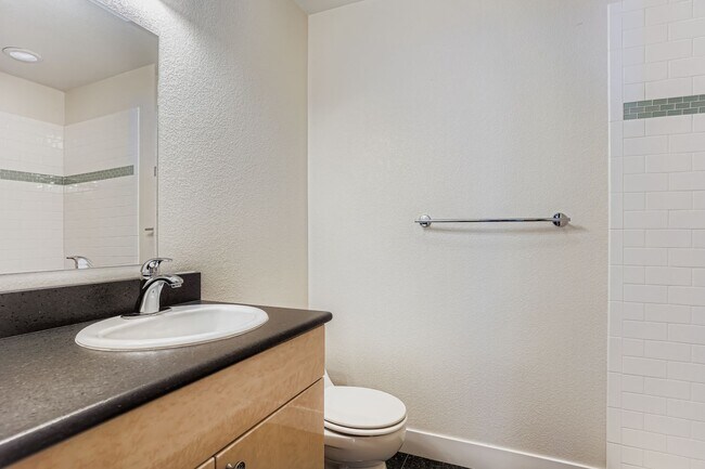 Foto del edificio - 356 W Archer Pl