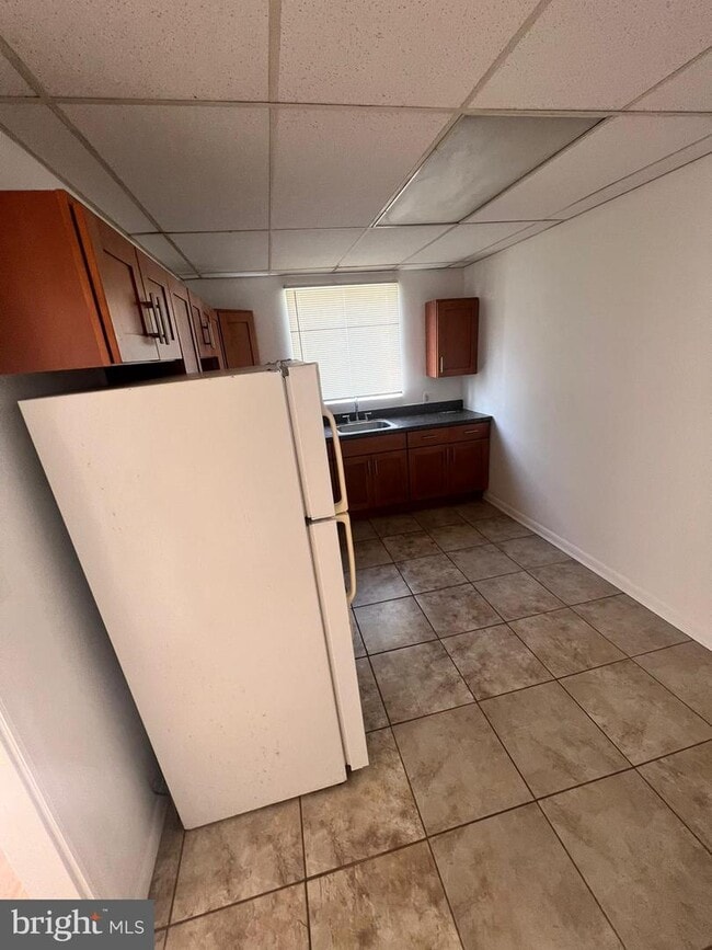 Building Photo - 32 E Browning Rd