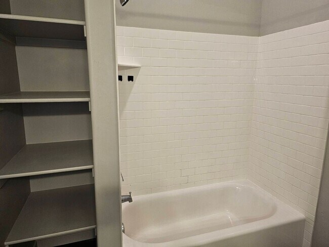 Foto del edificio - Johnson11