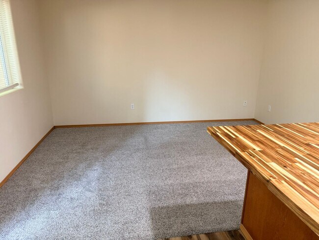 Foto del edificio - 3 bedroom 2.5 bath