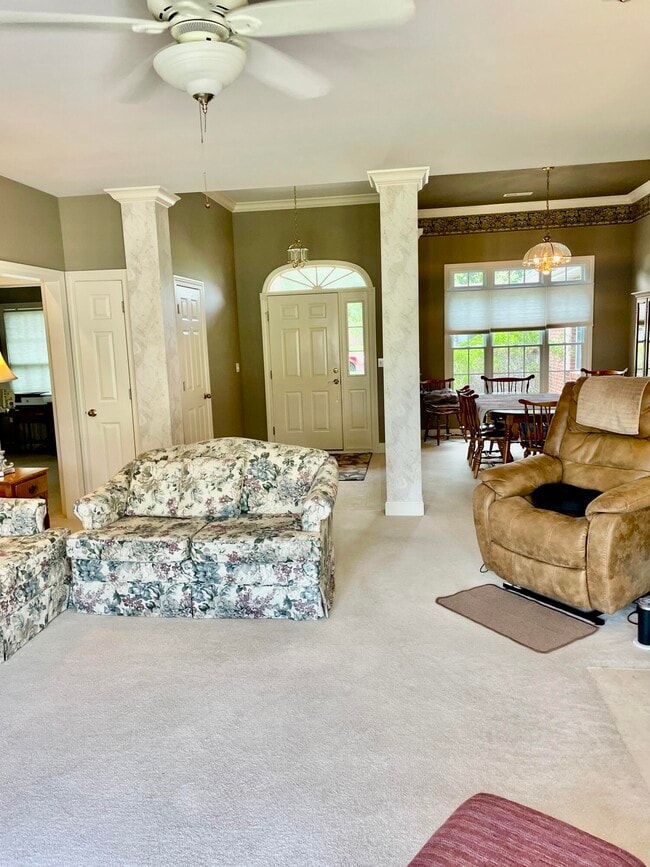 Building Photo - 4900 Royal Lytham Dr