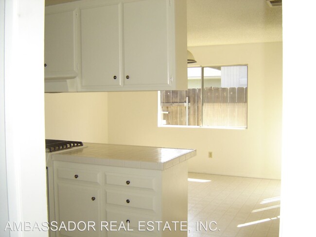 Building Photo - 4 br, 2 bath House - 4035 Mira Costa Street