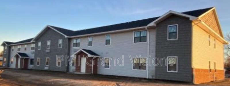 Primary Photo - 1401 W North 4th St