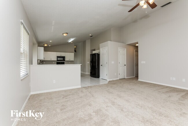Building Photo - 1597 Crawford Dr