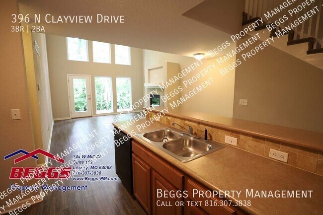 Building Photo - Spacious 3BR 1-3/4 BA Townhome- Liberty, MO