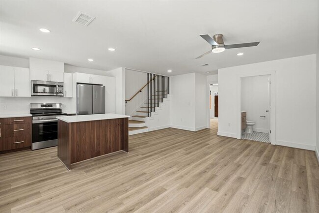 Foto del edificio - 7608 De Priest St