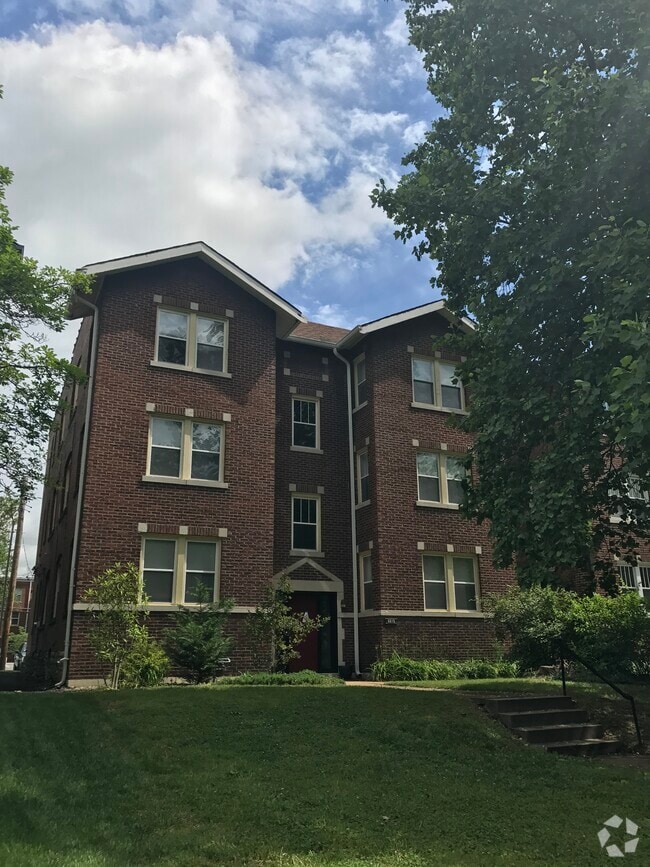 Apartments for Rent Near Washington University in St. Louis Saint