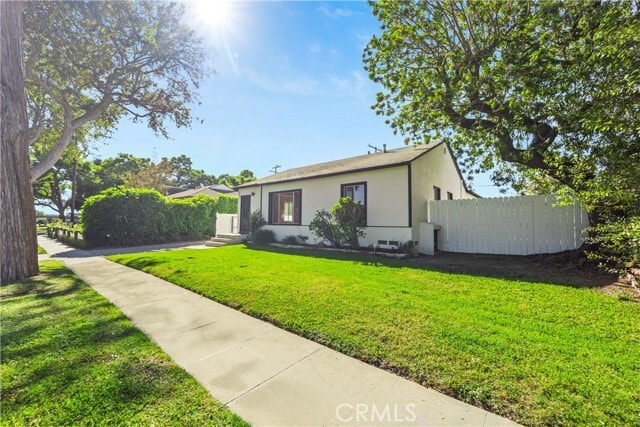 Primary Photo - 2321 St Joseph Ave