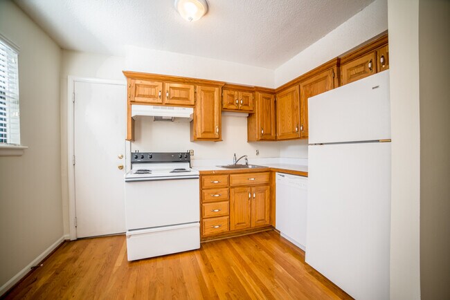 Foto del edificio - 4012 Oak St