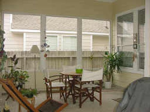 Building Photo - 38 Ivy Garden St