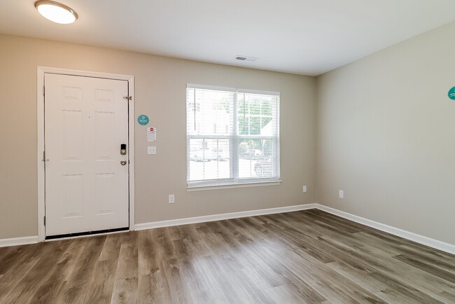 Building Photo - 20 Red Ln