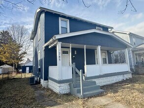 Building Photo - 745 S Wayne Ave