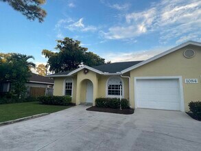 Building Photo - 1084 Crassula Ct