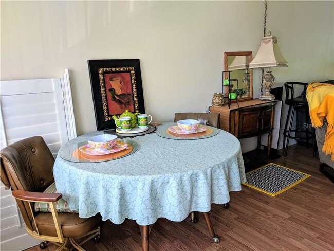 Foto del edificio - 5905 Garden Ln