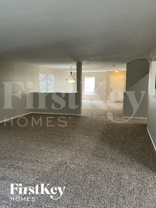 Building Photo - 4260 Arches Ct